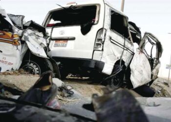 مصرع وإصابة 9 اشخاص فى حادث تصادم سيارتين بسوهاج 2