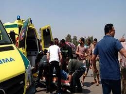 ضحايا ومصابين في تصادم سيارتين بقصر النيل 4