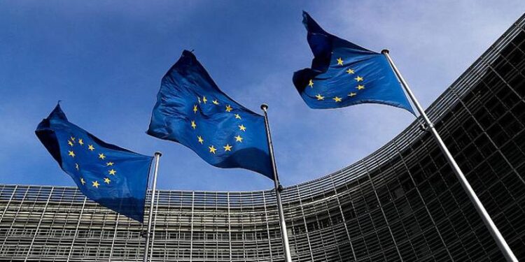 بلومبرج: الاتحاد الأوروبي قد يعدل قواعد عبور البضائع إلى كالينينغراد في حزمة العقوبات الجديدة 1