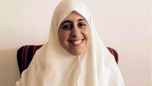 تأجيل محاكمة عائشة الشاطر و30 آخرين بقضية «تمويل الإرهاب» لـ 14 فبراير 1