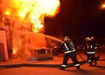 حريق هائل يلتهم مصنع مراتب دون إصابات بالبدرشين 2