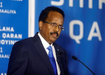 تبادل اتهامات بين الرئيس الصومالي ورئيس الوزراء الاتهامات بتعطيل الانتخابات