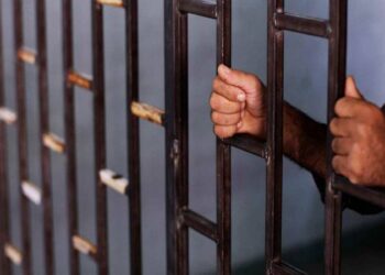 حبس عاطل لاتهامه بحيازة 14 طربة من مخدر الحشيش بالسلام 6
