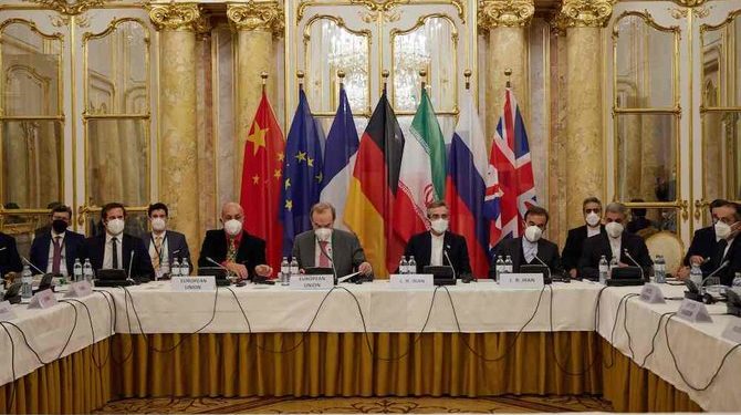 «صعبة».. مسئول أوروبي: المحادثات النووية مع طهران تركز على تخفيف العقوبات