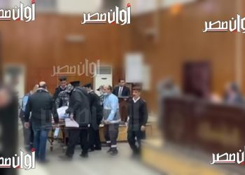 بعد قليل.. استكمال محاكمة محاميي كريم الهواري 2