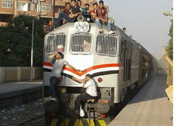 مصرع سيدة إثر سقوطها من قطار بمحطة أسيوط 4