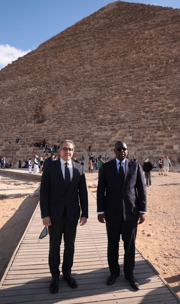 بالصور.. الرئيس السنغالي يزور أهرامات الجيزة خلال تواجده بمصر 2