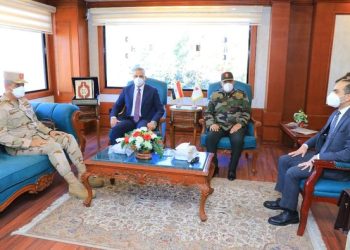 محافظ سوهاج يستقبل قائد المنطقة الجنوبية العسكرية وقائد الجيش الثالث الميداني