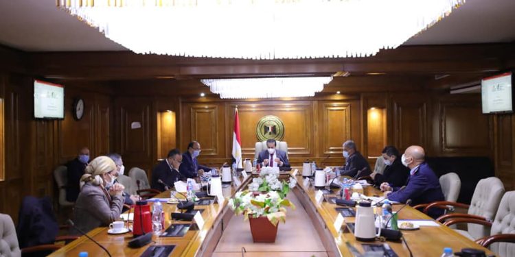 «عبد الغفار» يترأس اجتماع مجلس إدارة صندوق رعاية المبتكرين والنوابغ