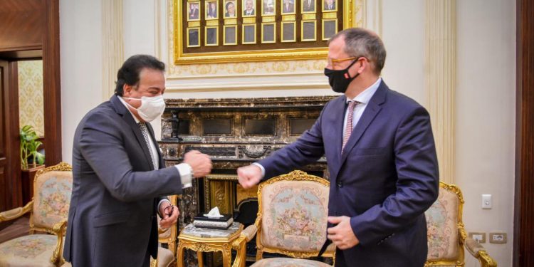 «خالد عبدالغفار» يوجه الشكر لدولة بولندا على دعمها لمصر خلال جائحة كورونا بأكثر من 500 ألف جرعة من لقاح أسترازينيكا