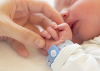«العزوة حلوة».. الصحة تُسجل 2300 مولود بداية العام الجديد 2022 4