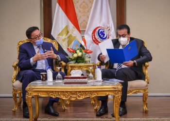 كازاخستان تستعد لدعم مصر بـ 5 ملايين جرعة من لقاح "كازافاكس" 2