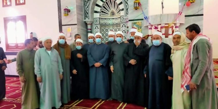 افتتاح مسجدين بأوقاف الإسماعيلية في مطلع العام الجديد   1