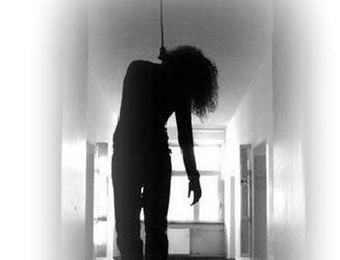 انتحار فتاة شنقًا داخل منزلها ببني سويف بسبب أزمة نفسية