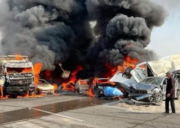 عاجل| القبض على سائق «التريلا» المتسبب في حادث الطريق الأوسطي 4