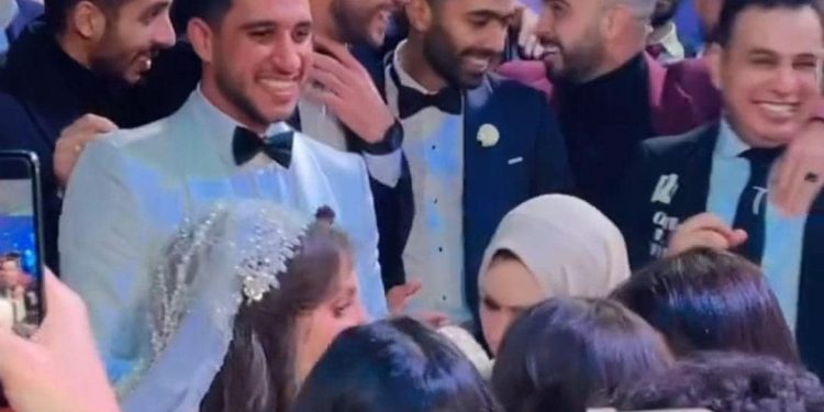 بالصور.. نجوم الأهلي يشعلون حفل زفاف رامي ربيعة 1