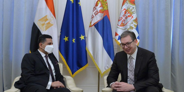 سفير مصر في بلجراد يلتقي رئيس صربيا ورئيسة الوزراء ووزير الخارجية