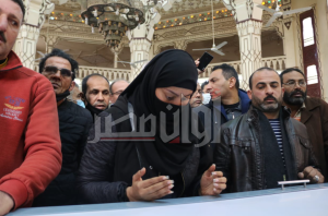 جنازة وائل الإبراشي.. نقل جثمان الراحل في نعش صدقة جارية |فيديو 1