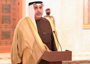 استقالة وزيري الدفاع والداخلية اعتراضاً على تعسف البرلمان ضدهم بالكويت 1