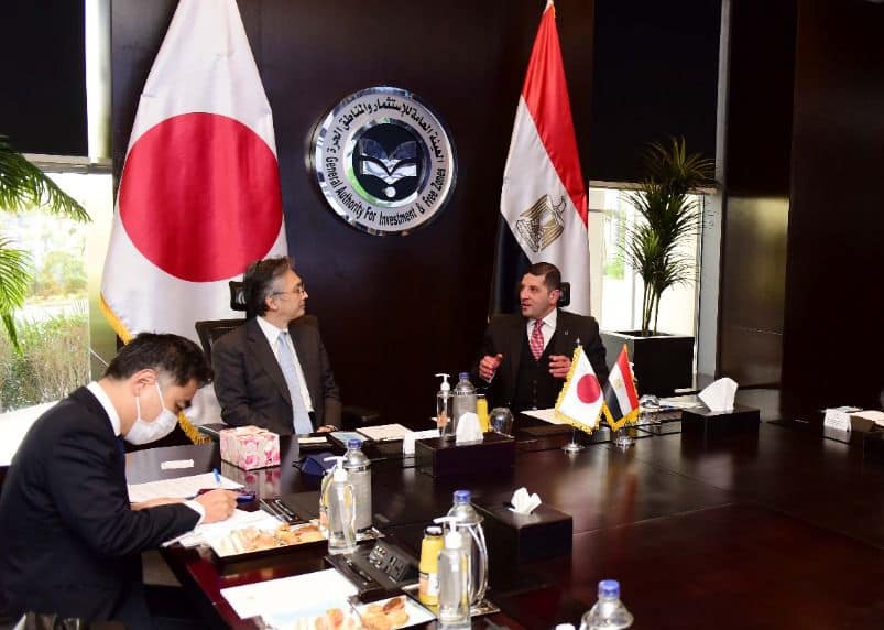 رئيس هيئة الاستثمار يبحث مع سفير اليابان سُبل جذب الاستثمارات إلى السوق المصري