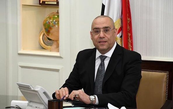وزير الإسكان يتابع مع رؤساء 3 أجهزة مدن جديدة تنفيذ وحدات المبادرة الرئاسية "سكن لكل المصريين" 1