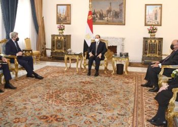 الرئيس السيسي: مصر ستنبني مقاربة شاملة ومحايدة خلال رئاستها لقمة المناخ 1
