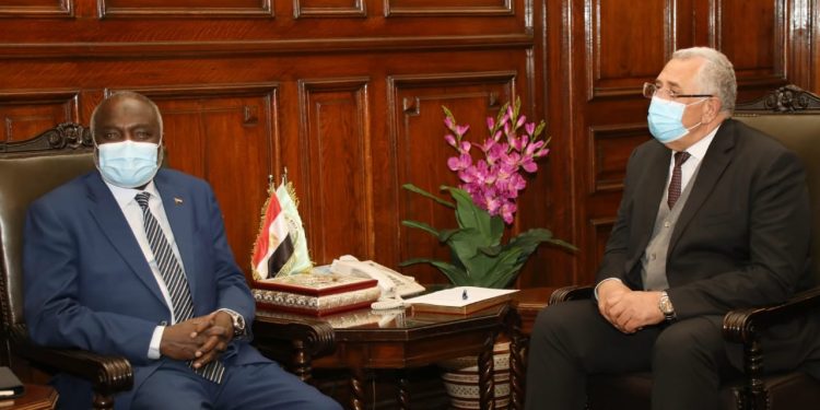وزير الزراعة يستقبل وزير المالية السوداني