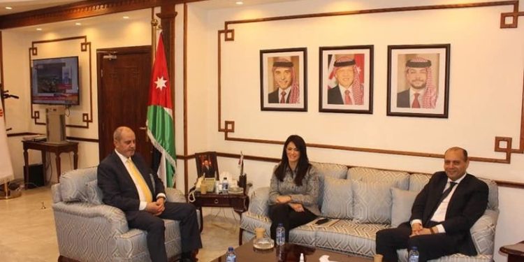 وزيرة التعاون الدولي تعقد لقاءًا ثنائيًا مع وزير الصناعة والتجارة والتموين الأردني 1