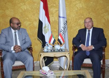 كامل الوزير يستقبل وزير النقل السوداني المكلف لبحث التعاون المشترك