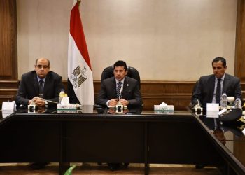 اجتماع وزير الرياضة بشأن مباراة مصر والسنغال