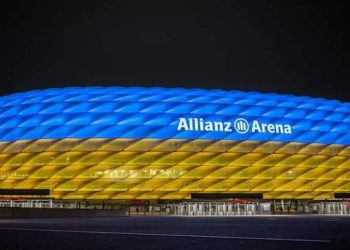 ملعب أليانز أرينا - بايرن ميونيخ