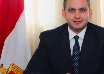 خالد عبدالغفار يصدر قرارًا وزاريًا بتعيين دكتور محمد الطيب مساعدًا لوزير الصحة
