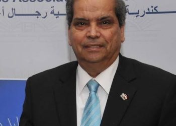 الدكتور عبد المنعم حافظ نائب رئيس الجمعيه