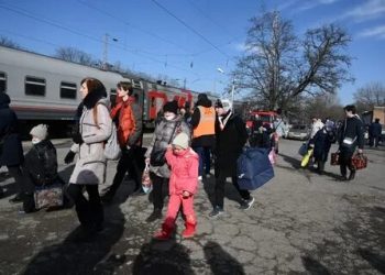 30 ألف شخص يغادرون دونباس إلى روسيا مع أنباء بغزو أوكراني للإقليم