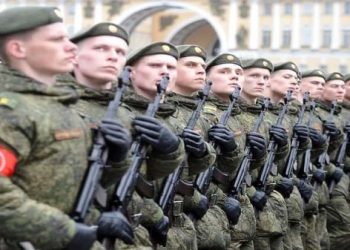 روسيا تنشر 7 آلاف جندي إضافي على حدودها مع أوكرانيا 9