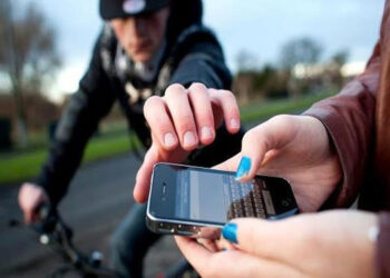 «تليفونك في خطر» استغاثة من ظاهرة سرقة هواتف الأطفال بـ حدائق القبة