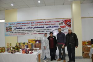 «جامعة حلوان»تنظم معرض مستلزمات رمضان 3