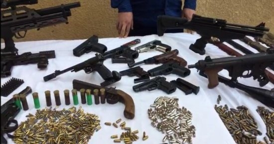 ضبط 11قطعة سلاح ناري و 21قضية إتجار في المواد المخدرة