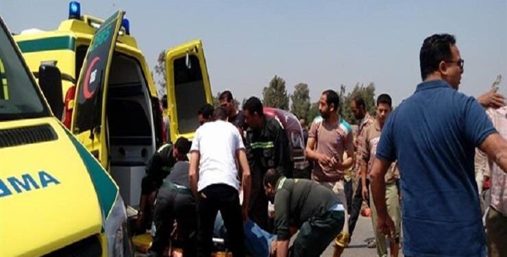إصابة 26 شخصا في انقلاب أتوبيس على الطريق الصحراوي الشرقي