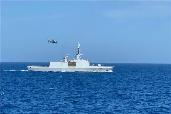 القوات البحرية المصرية ونظيرتها الفرنسية ينفذان تدريبًا مشتركًا 3