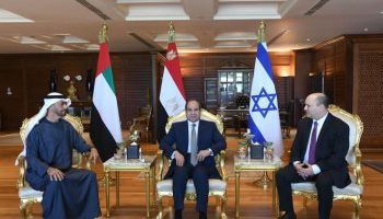 قمة ثلاثية بين السيسي وبن زايد ورئيس الوزراء الإسرائيلي بشرم الشيخ