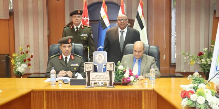 القوات المسلحة توقع بروتوكول تعاون مع جامعة القاهرة الجديدة التكنولوجية 1