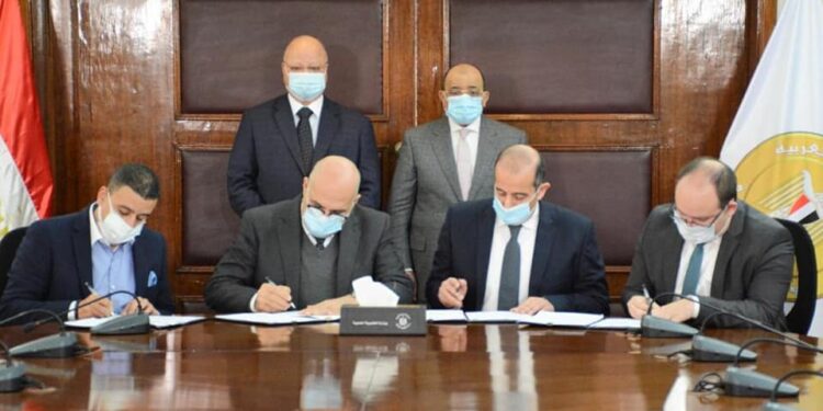 شعراوي ومحافظ القاهرة يشهدان توقيع بروتوكول تعاون مع «مؤسسة صناع الخير»
