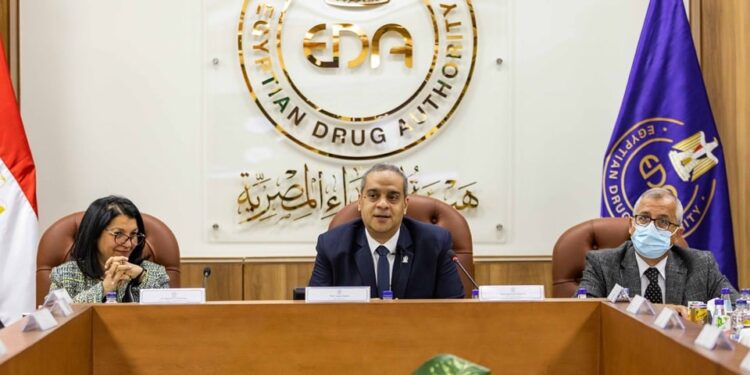 الدواء المصرية: بدء زيارة وفد منظمة الصحة العالمية الرسمية للهيئة