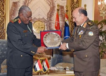 الفريق أسامة عسكر يلتقي بـ رئيس هيئة الأركان للقوات المسلحة السودانية 7