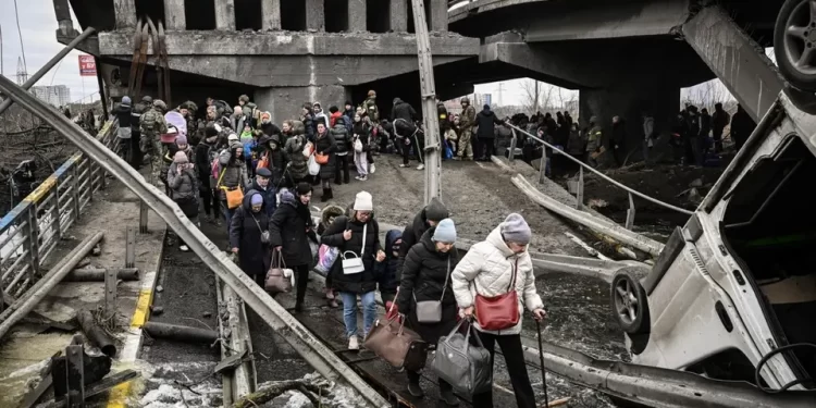 أوكرانيا تعلن التوصل لاتفاق بإنشاء 10 ممرات إنسانية في مناطق الصراع 1