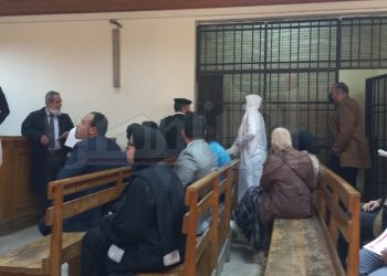 عاجل| وصول حنين حسام لمحكمة جنايات القاهرة