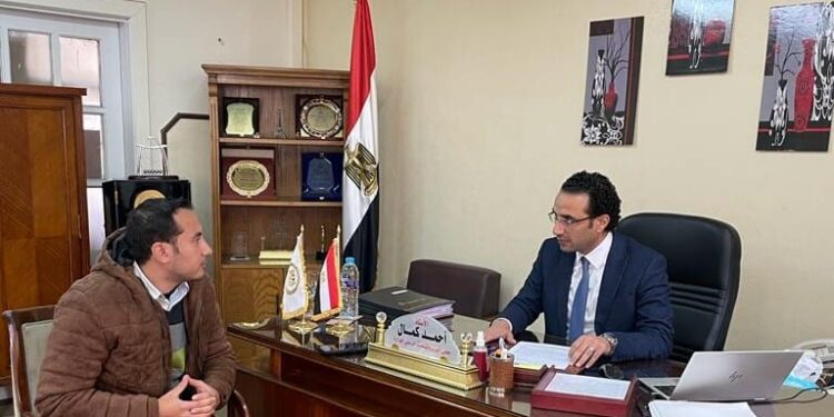 أحمد كمال معاون وزير التموين خلال حواره مع محرر أوان مصر