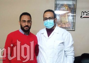 " طبيب الغلابة "إخصائي جراحة فم وأسنان بأخميم يفتح عيادته للكشف المجاني حتي نهاية شهر رمضان 3