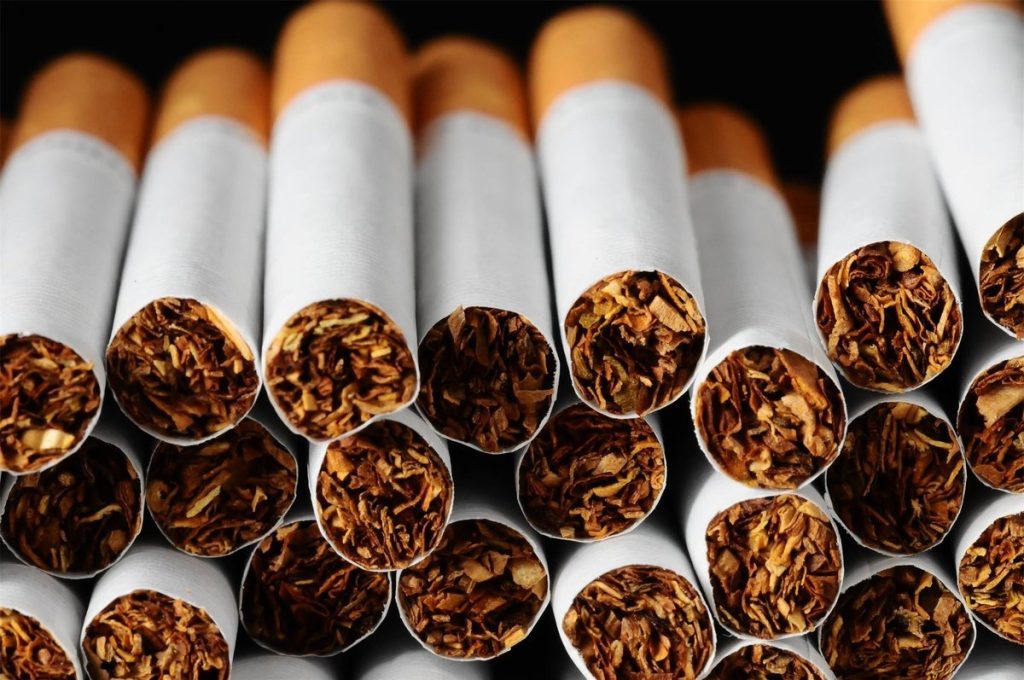 رئيس شعبة الدخان لـ "أوان مصر": رفع أسعار السجائر بـ شركتي "جلوبال والشرقية" 1